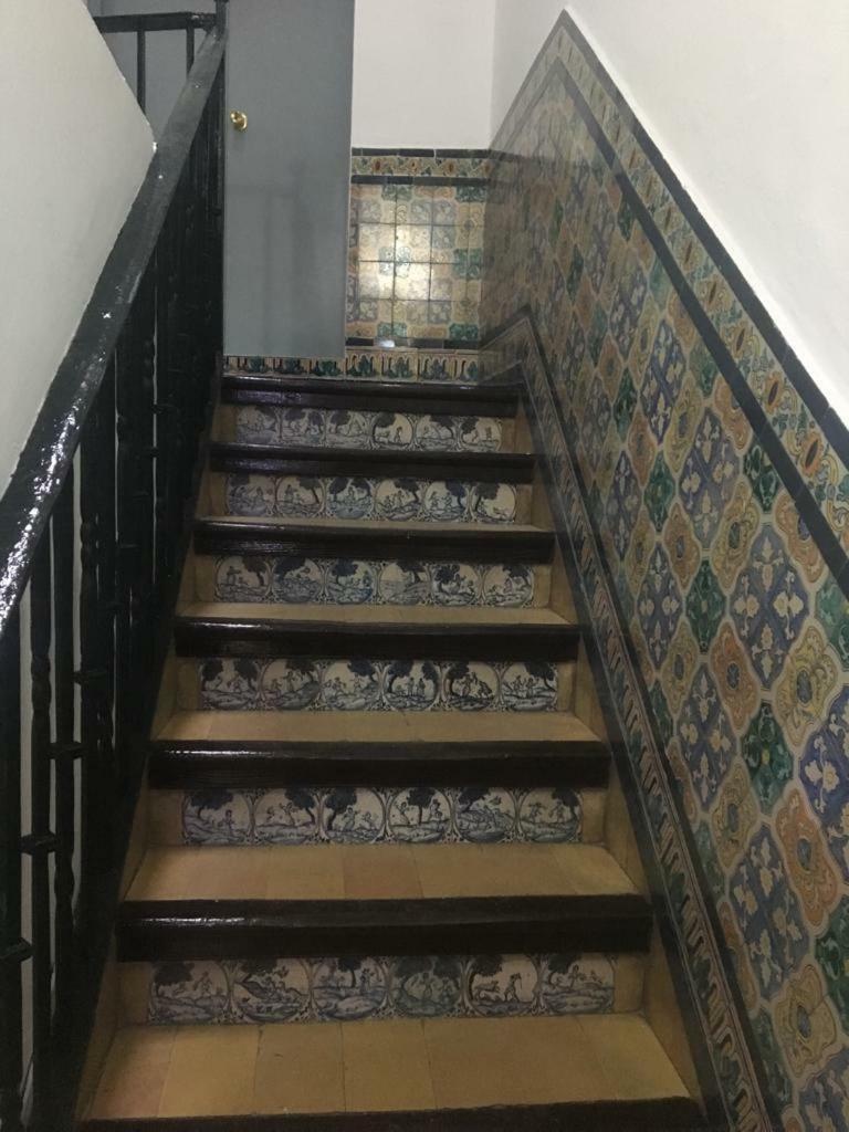 بيت شباب ألكوبيا إشبيلية المظهر الخارجي الصورة